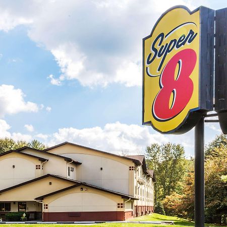 Super 8 By Wyndham East Stroudsburg - Poconos Hotell Eksteriør bilde